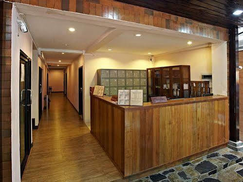 A And A Guesthouse Μπανγκόκ Εξωτερικό φωτογραφία